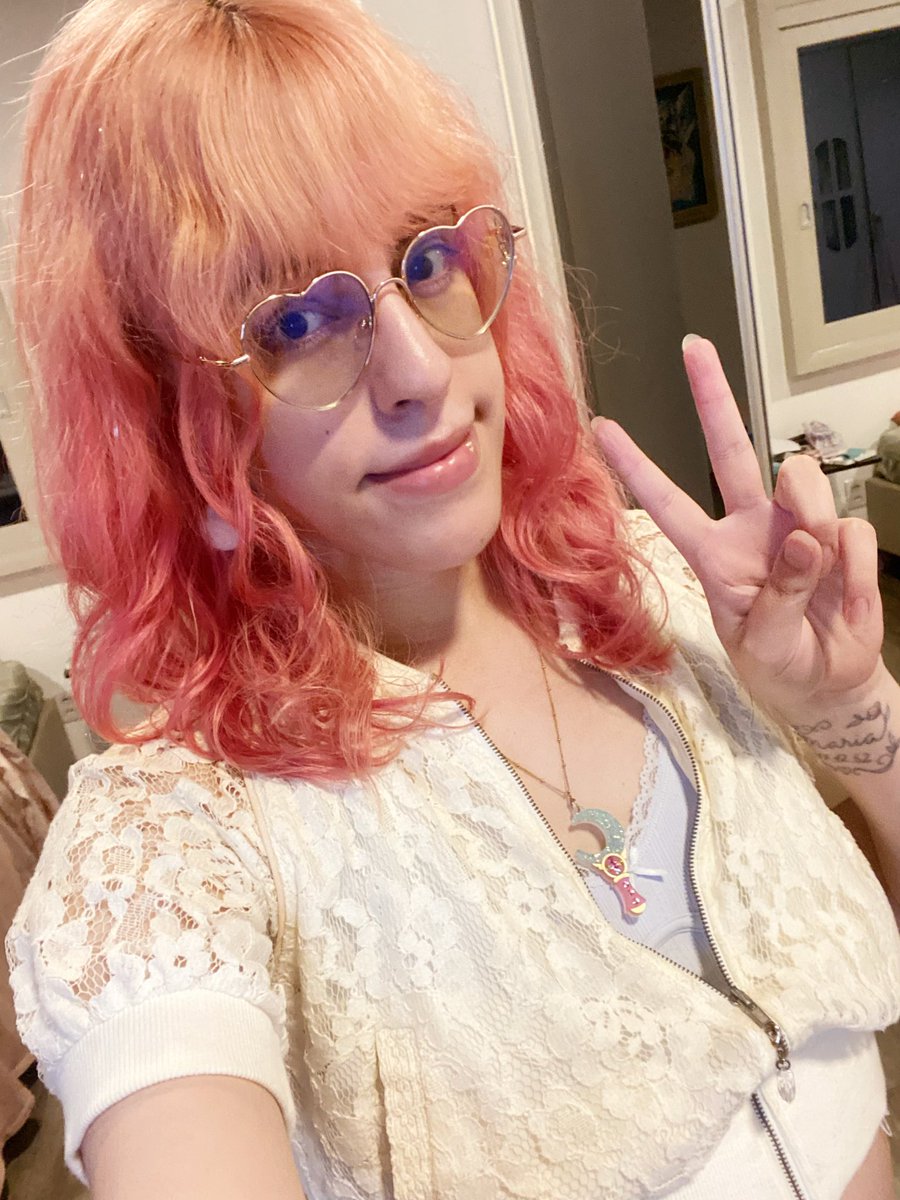 ʚ Live On! ɞ                                                   

♡ Vários joguinhos ♡                

𓆩 twitch.tv/lyslysz
𓆩 youtube.com/lyslysz
𓆩 kick.com/lyslysz