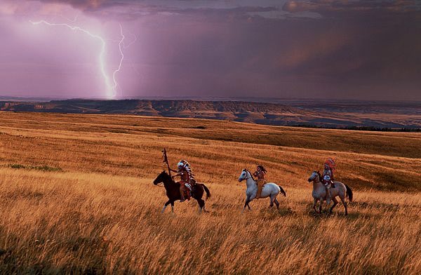 Native Red Cloud🪶Maȟpíya Lúta~Hińhan Wakangli⚡️🦉 tweet media