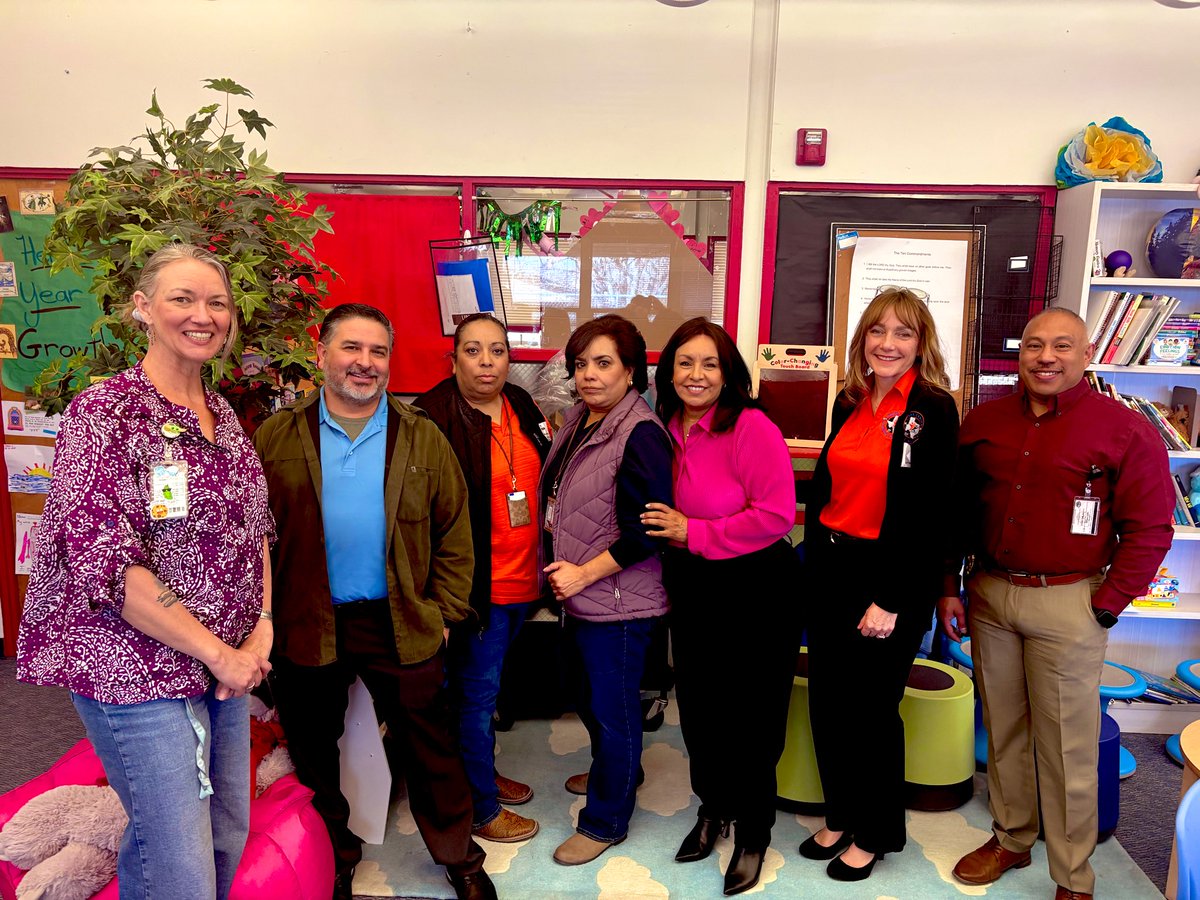 NMoralesESC19's tweet photo. Great day of Voices from the Field! Seeing the impact of Stronger Connections grant is powerful. Huge shoutout to the leaders making big things happen on campuses! Proud to be part of @ESC19 schools fostering safe, supportive environments. #SCG #TCSS @SocorroISD @anthony_isd https://t.co/lNMYjIJUBu