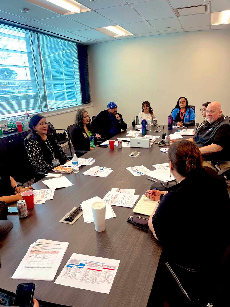 NMoralesESC19's tweet photo. Great day of Voices from the Field! Seeing the impact of Stronger Connections grant is powerful. Huge shoutout to the leaders making big things happen on campuses! Proud to be part of @ESC19 schools fostering safe, supportive environments. #SCG #TCSS @SocorroISD @anthony_isd https://t.co/lNMYjIJUBu