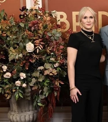 Briggie 🐝 tweet media