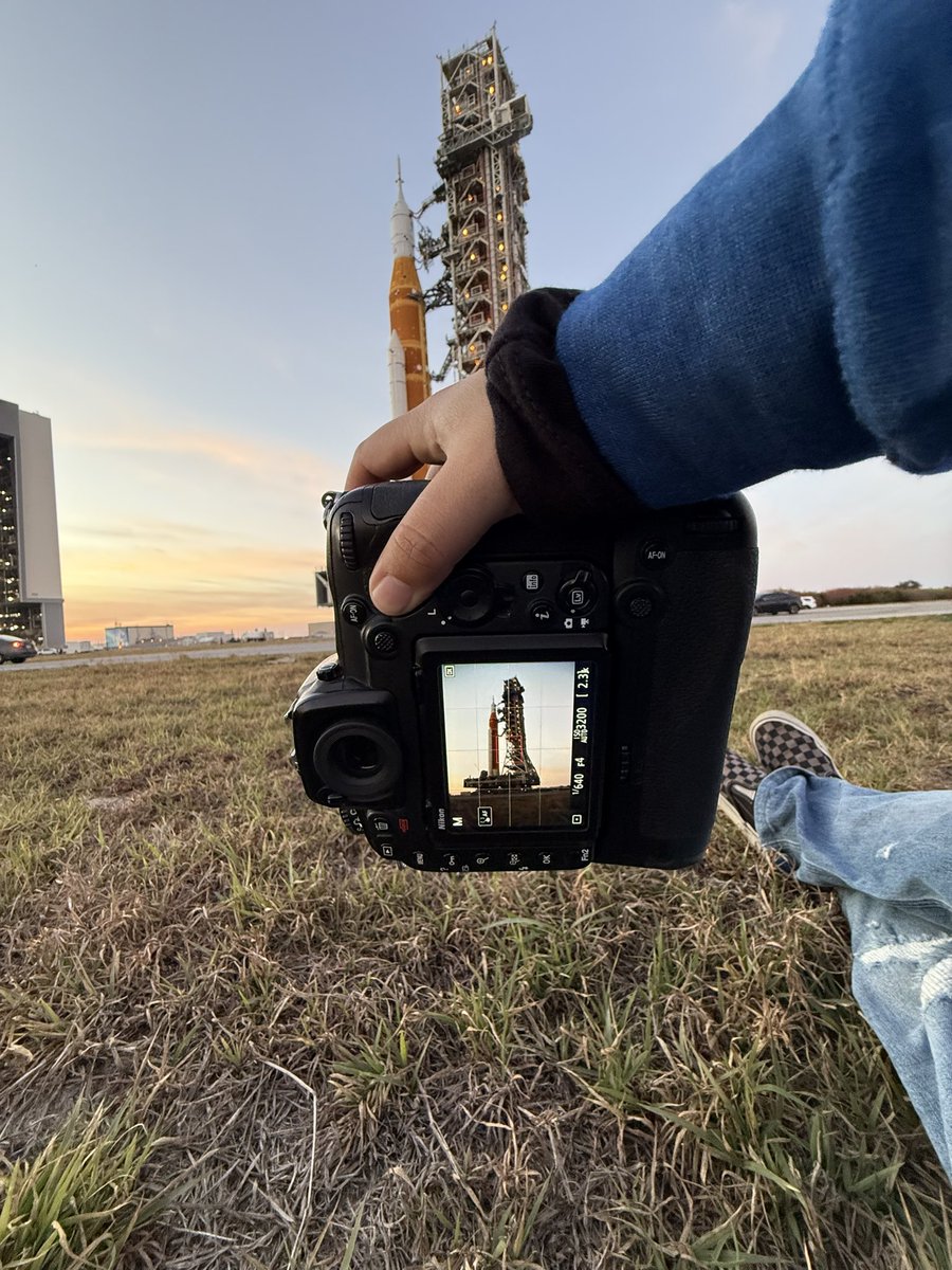 Astronaut_87's tweet image. Extremely Grateful 🪴

📸 Me for @WeAreSpaceScout 

#NASA #ArtemisII #SLS