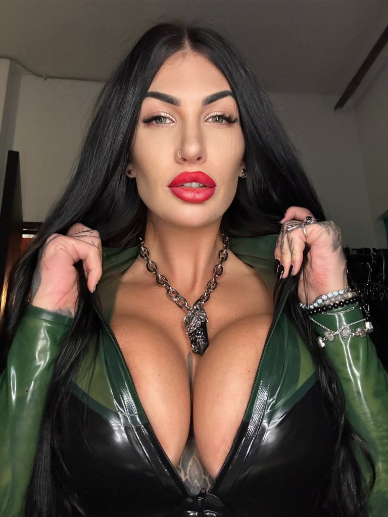 Vancitysissy @vancitysissy  Posts X 