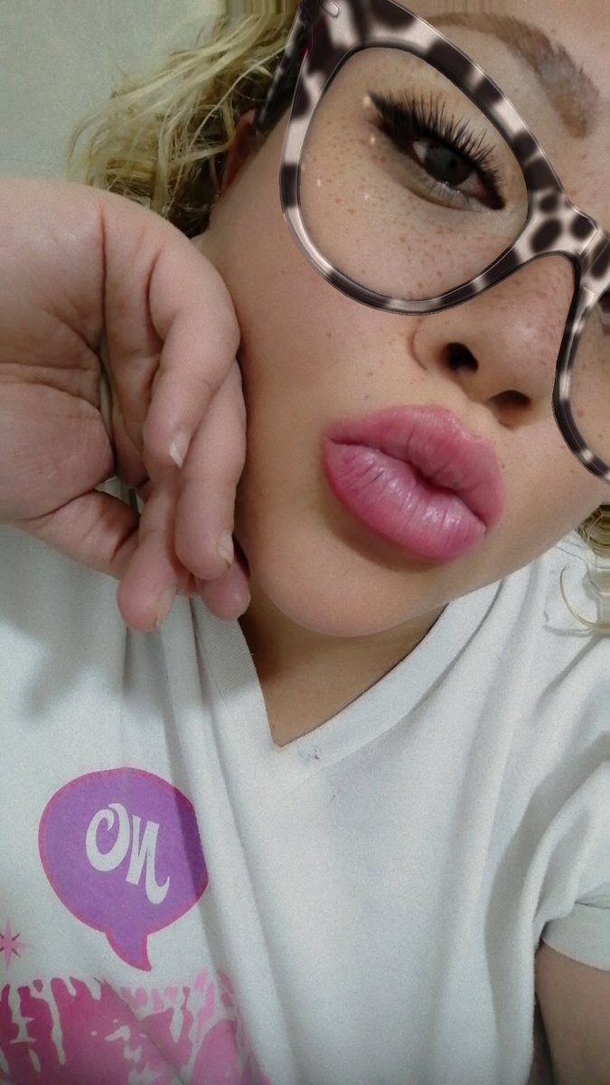 diabla 😈 tweet media