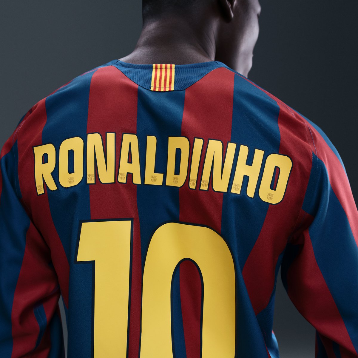 OFFICIAL IMAGES: FC Barcelona 05/06 Total 90 