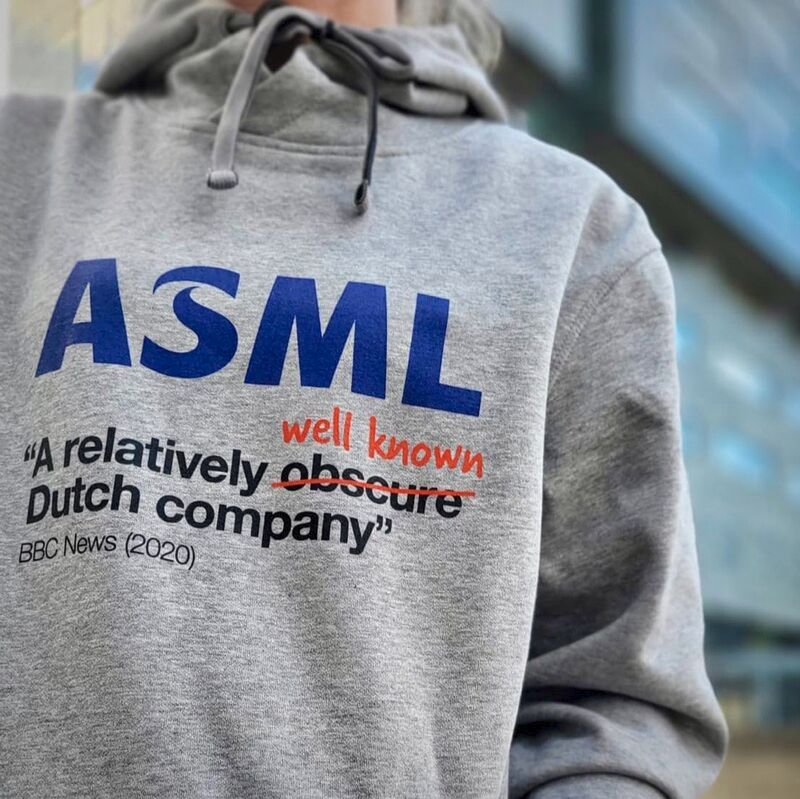 lyosh108's tweet photo. @frickingphil They made a new hoodie 2 years ago
https://t.co/FO5xuqZiqG https://t.co/whzgYi7Qmj