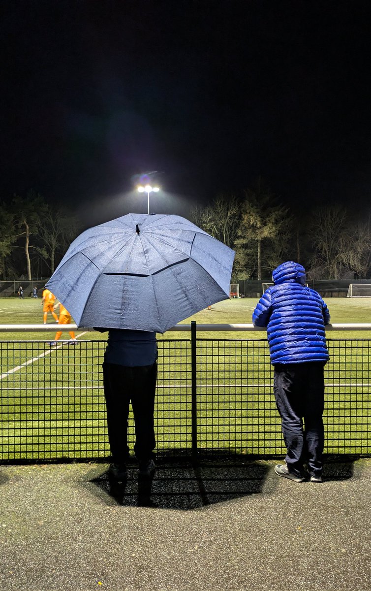 CurvaWanderlust's tweet photo. Letham v Dundee North End
ποΈ Seven Acres Park, Perth
π Midlands League Prem - Level 7
π Fans: 40
#dundeenorthend #lethamfc #groundhopping https://t.co/oN4Lu4Ldyw