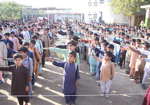 Hidaya Foundation is operated 26 tuition centers and 6 schools, providing education to over 3,200 students from KG to 8th grade
Find out more &amp; donate at: hidaya.org/education/supp…