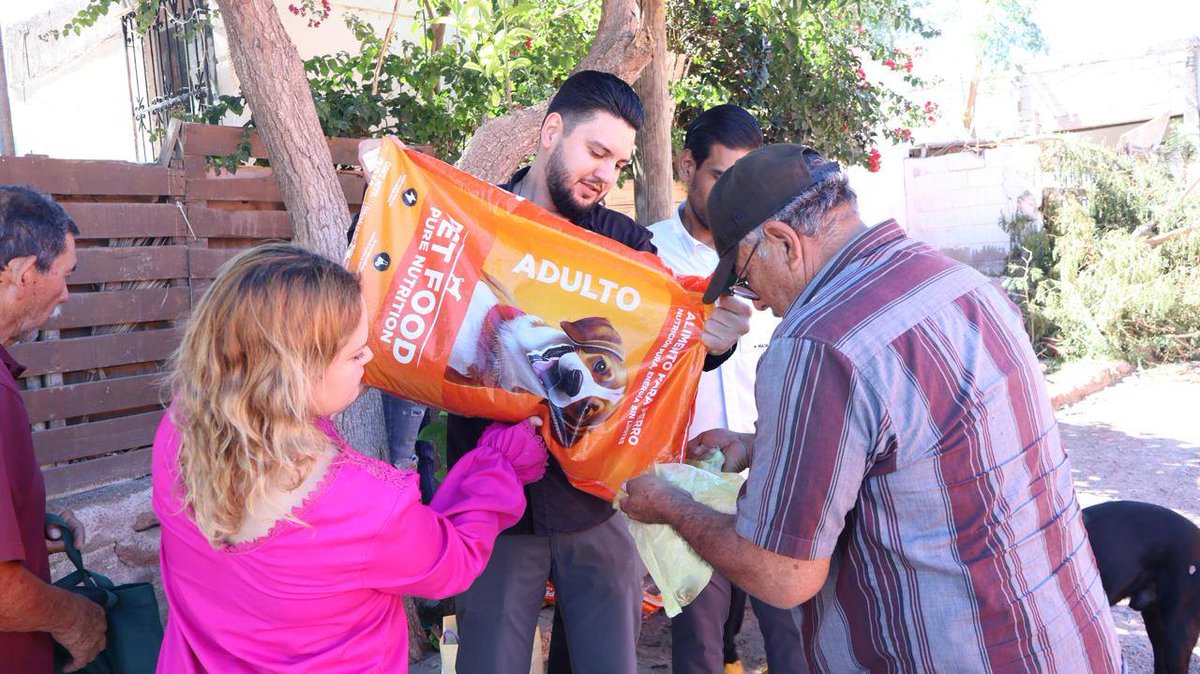 Realiza Ayuntamiento de Guaymas entrega de croquetas recolectadas en la elección a rey del Carnaval en colonias del municipio   
- Continúa leyendo ➜   sucesosenlinea.mx/realiza-ayunta…