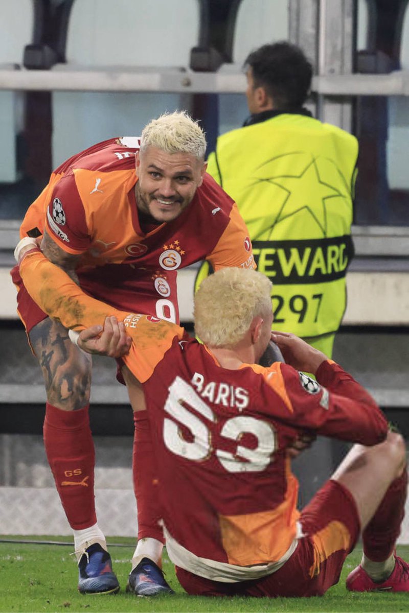 Ayağa kaldıran kaptan.