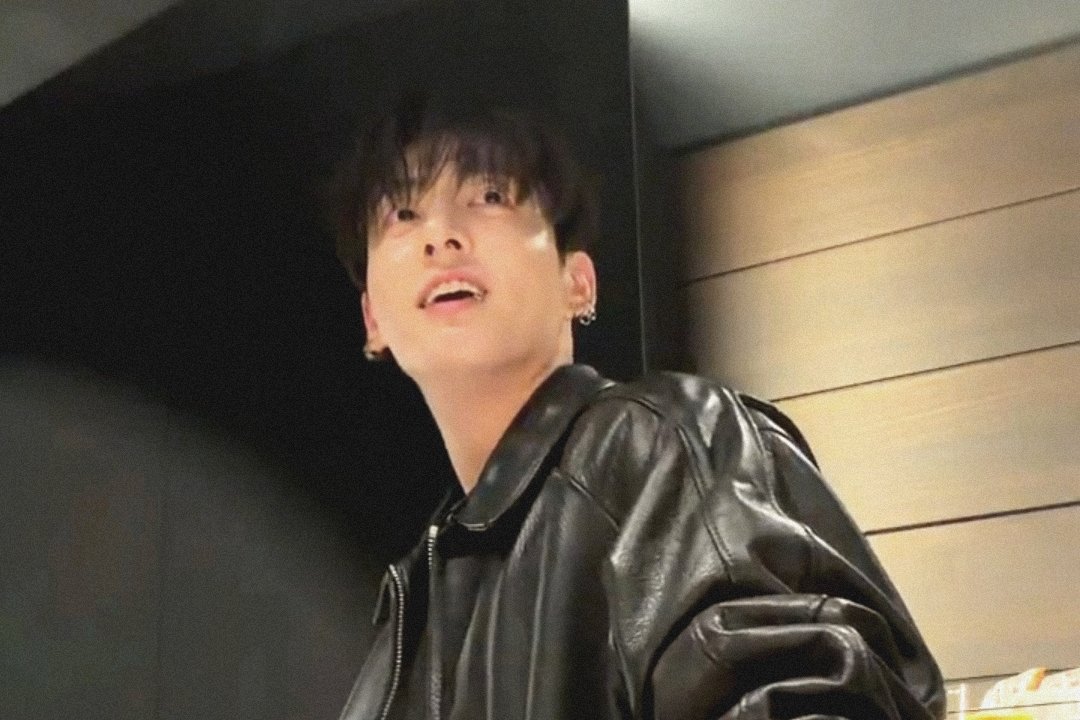 jeba (@imissjungkook_) on Twitter photo 