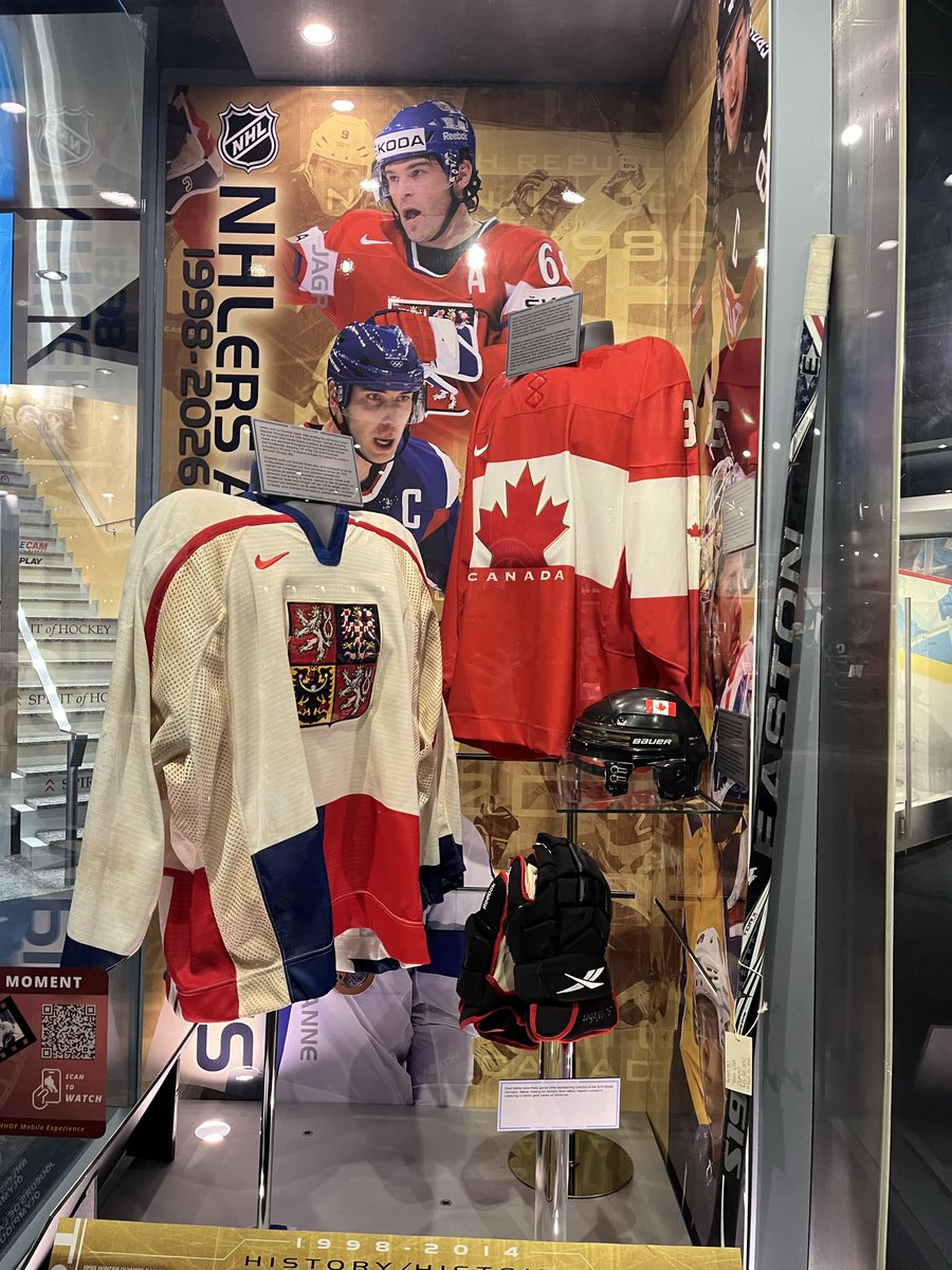 NPTCGroup_SPS's tweet photo. Day 11-cont'd in the Hockey Hall of fame where we saw the famous Stanley Cup! https://t.co/fhioZVv3Qu