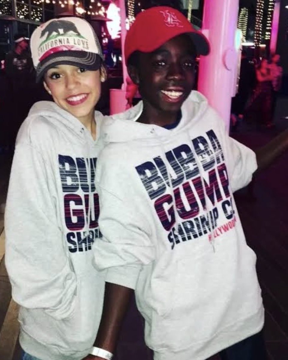 userriacm's tweet image. #besties