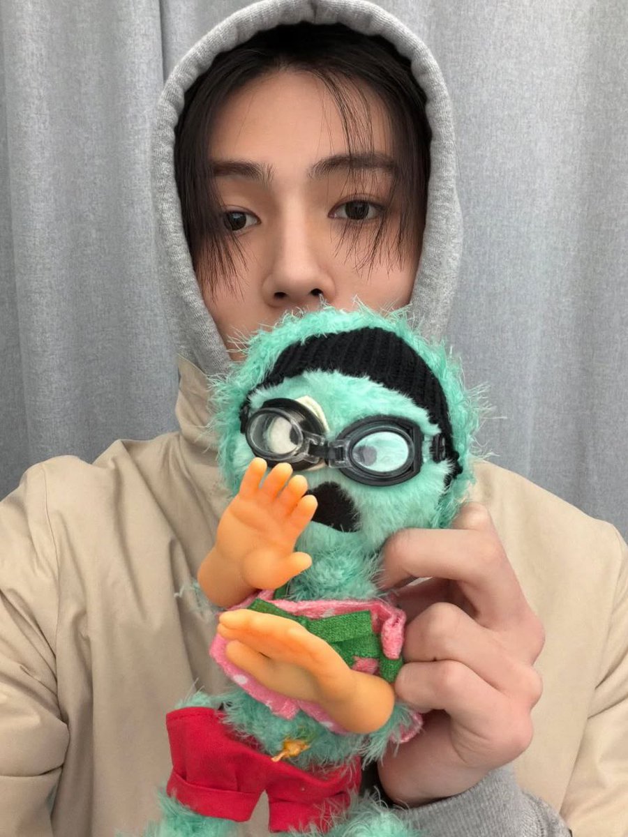 The Art Piece, 𝐜𝐨𝐝𝐞 𝟎𝟗. tweet media