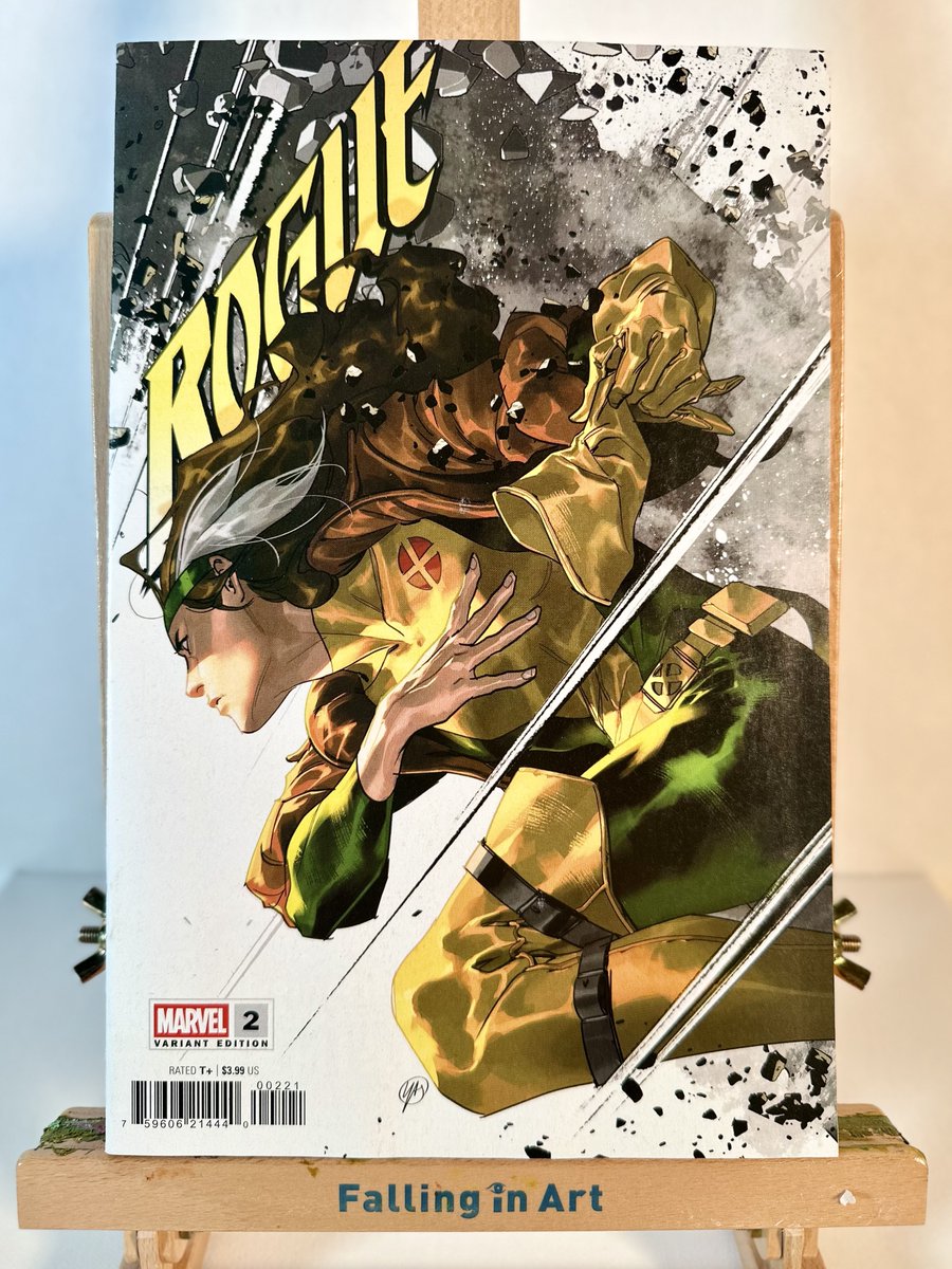MachewsComics's tweet photo. 📸🔥 Had to invite some Marvel into the booth…
⚡️ Rogue #2....Yasmine Putri Rogue Variant
This cover from Yasmine Putri is straight fire. 💚⚡️
#Rogue #Rogue2 #MarvelComics #YasminePutri #EricaSchultz #LuigiZagaria #EspenGrundetjern #ArianaMaher #XMen #MarvelUniverse #NCBD #ComicCollector #CoverArt