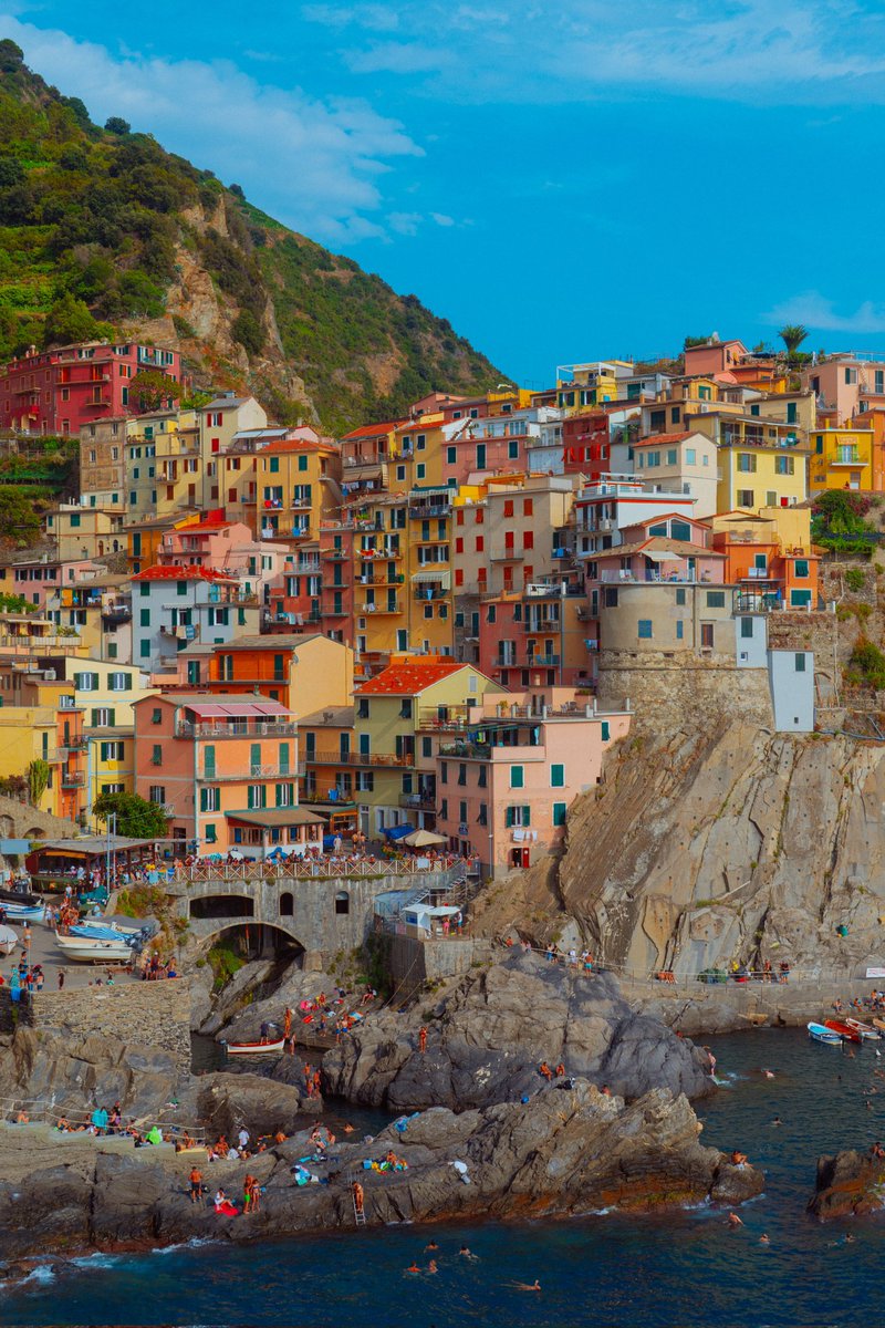 matialonsor's tweet photo. Encontré estas fotos que saqué hace unos años en Cinque Terre https://t.co/gI8SnWdCDA