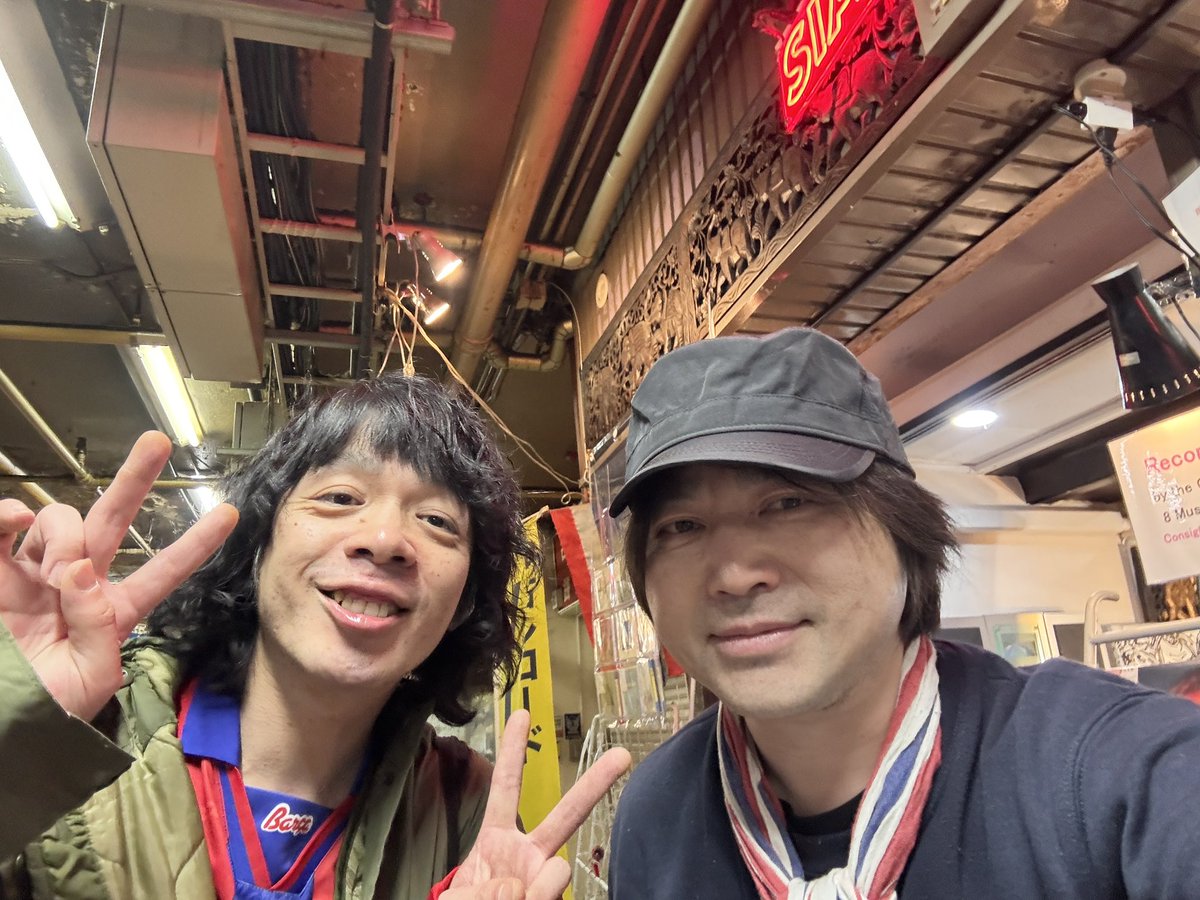 銀杏BOYZの峯田和伸さんが浅草サイアムタイムに立ち寄ってくださいまし