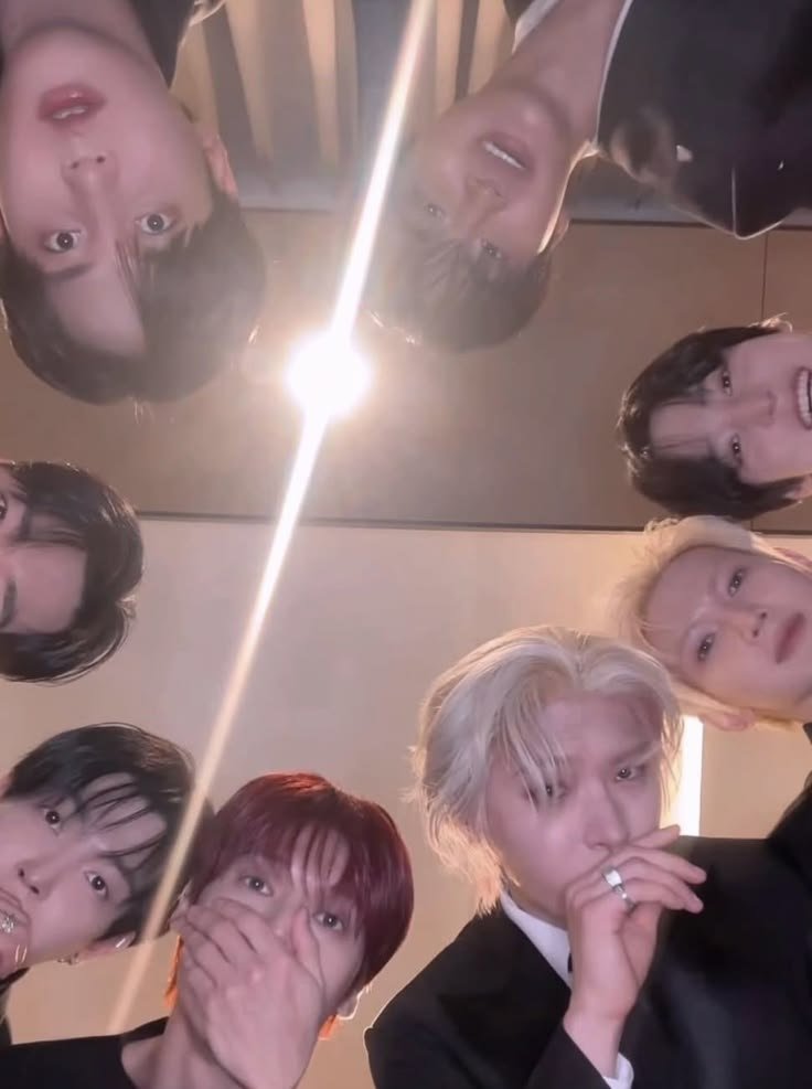 imagine u pass out, and when u wake up, this is the first thing u see