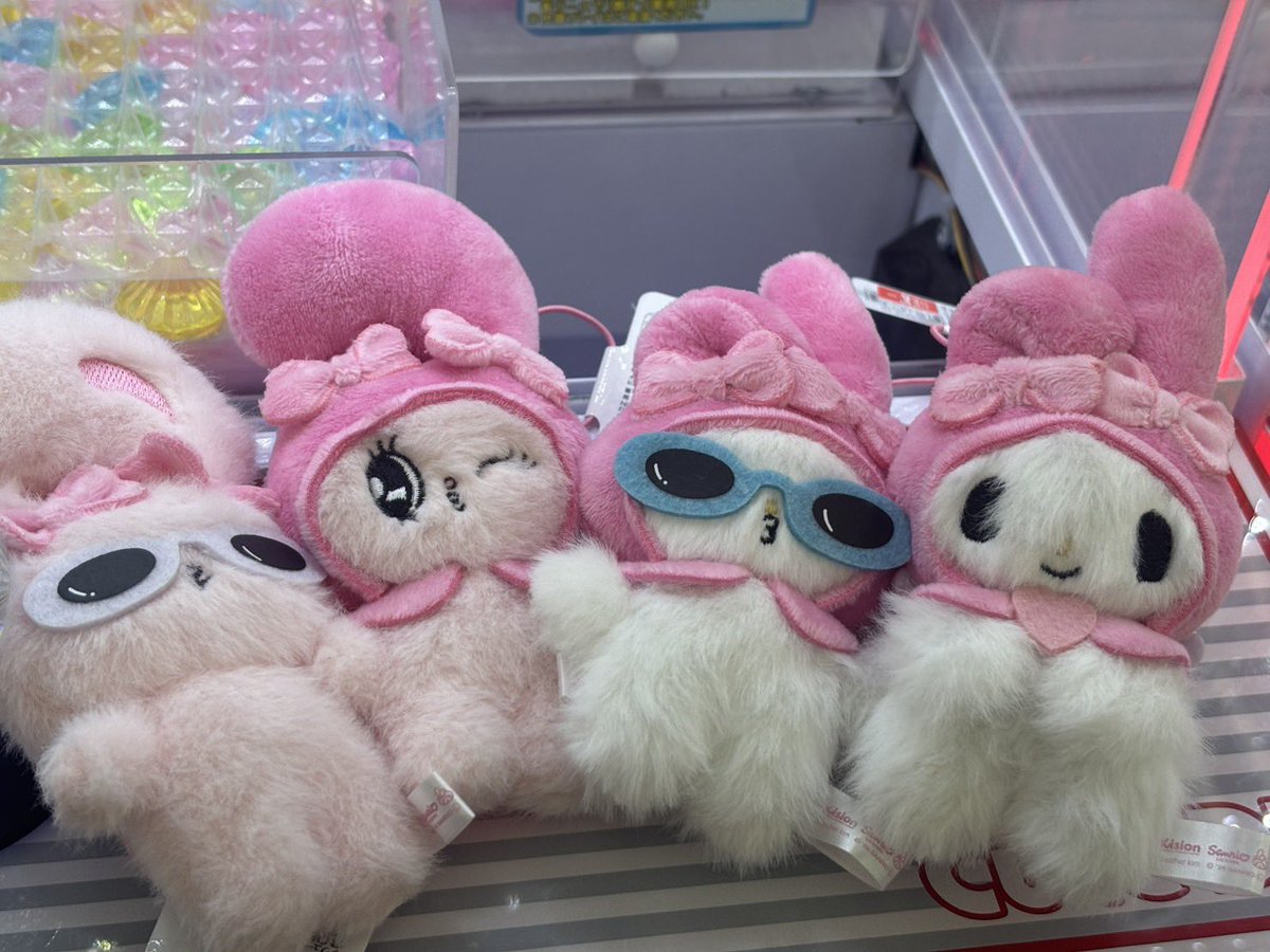 エスターバニー×マイメロディ 超BIGぬいぐるみ ・エスターバニー×マイ