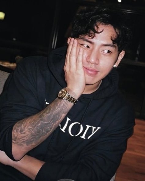 ꜰᴀʏɪ tweet media