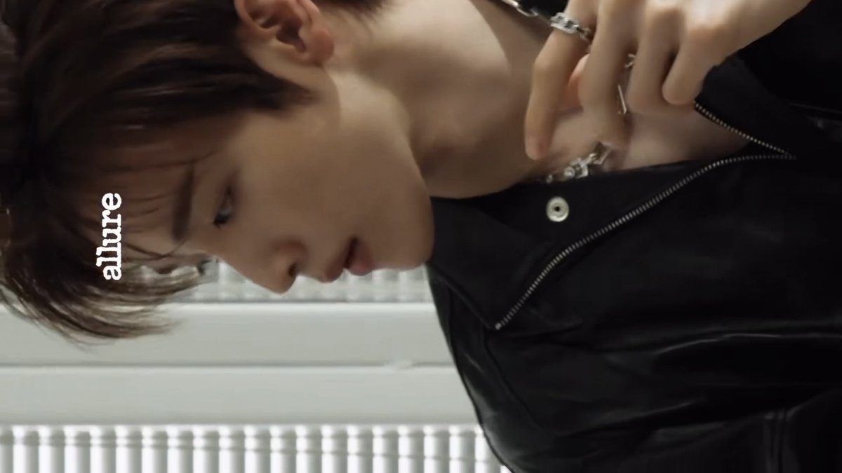 이즈 (@izz_zx) on Twitter photo 