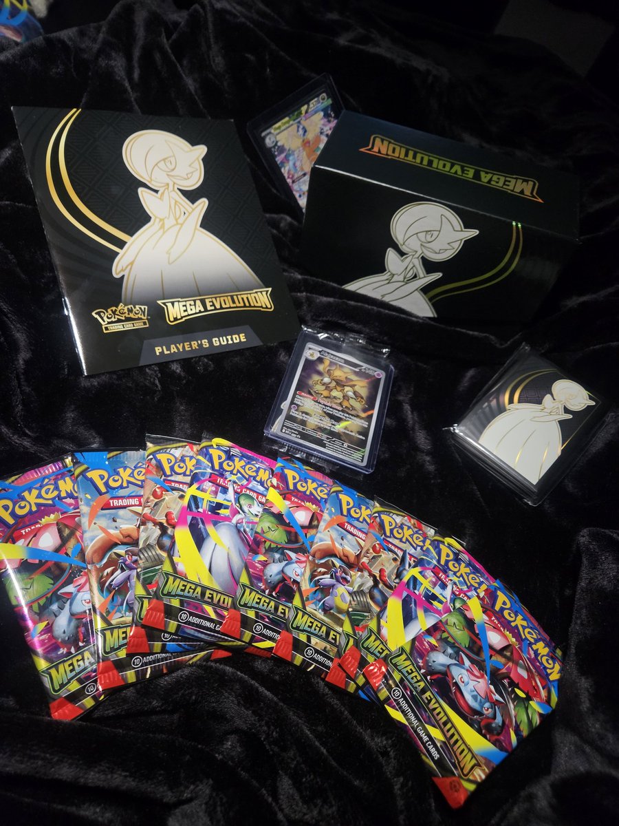 Time to rip my first mega base set ETB 👁👁

(Trying to master set ALL the mega sets so im happy with anything!)