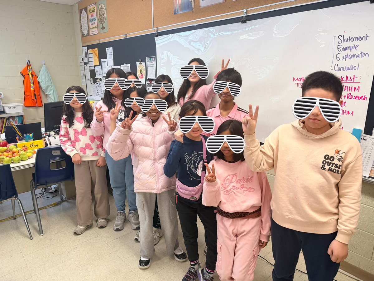 Macklin Public School tweet media