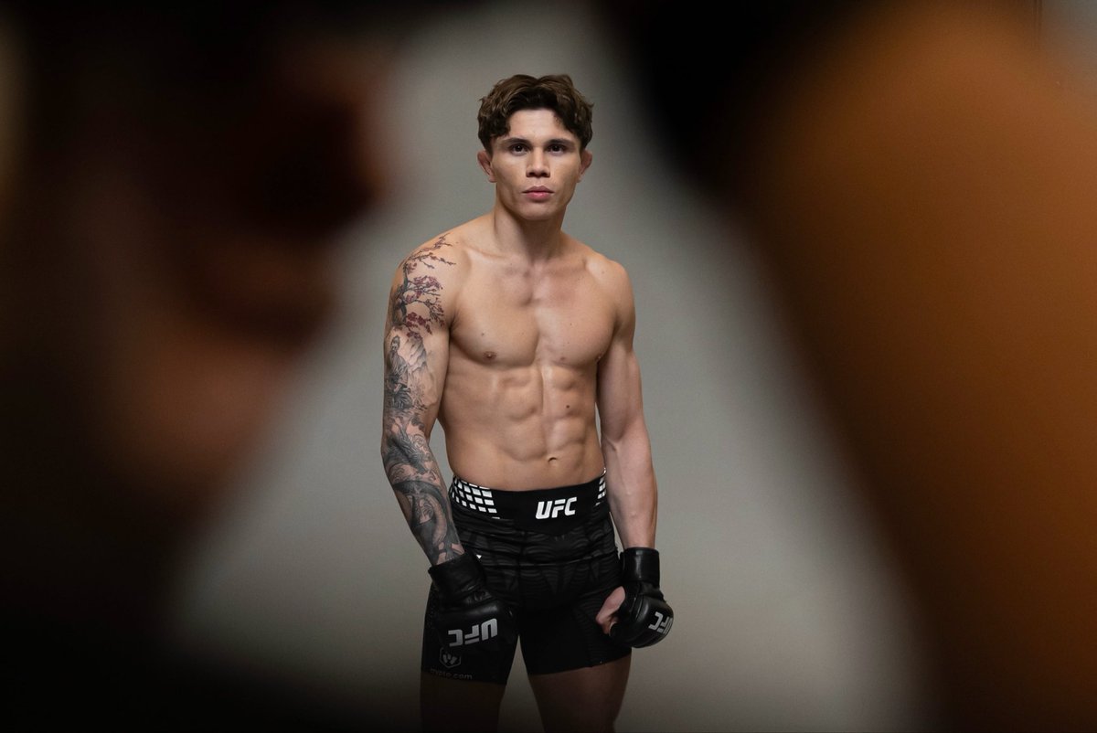 ufc's tweet image. Lone’er Kavanagh 📸

[ #UFCMexico | SAT FEB 28 | 8pmET on @paramountplus ]