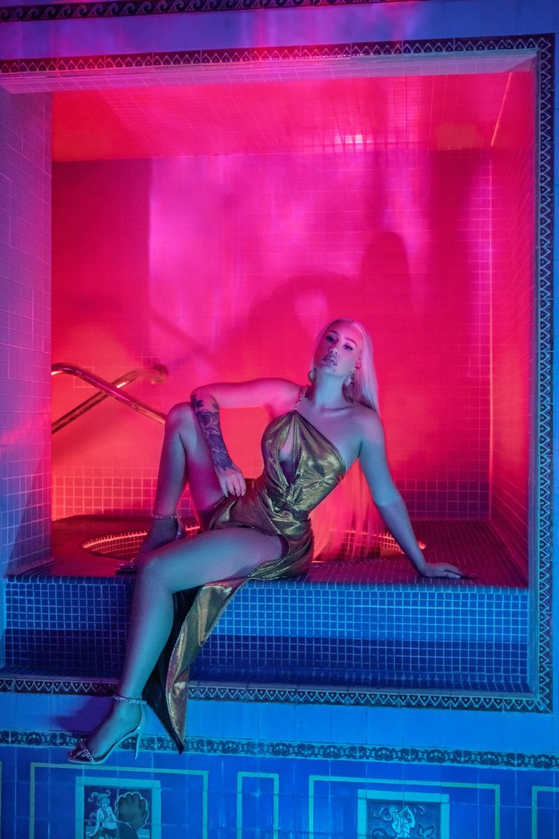 Fun fact: There are no female rappers on the Billboard Hot 100 this week.

The last time this happened was in 2014, until Iggy Azalea entered the chart with “Fancy.” Since then, there had been at least one female rapper on the chart every week… until now.