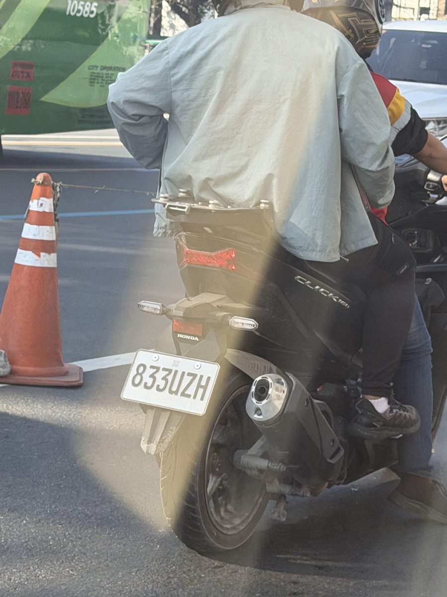 JennieFromTheBlock 🤦🏻‍♀️ tweet media