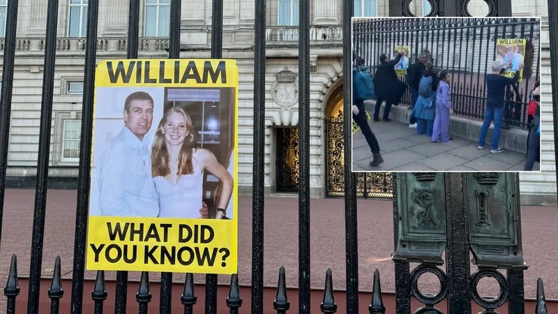 pipob69's tweet image. บ่ายวันที่ 25 ก.พ. #Republic กลุ่มที่จดทะเบียนอย่างถูกต้องตามกฎหมาย และเคลื่อนไหวเพื่อล้มล้างระบอบกษัตริย์ใน #อังกฤษ มากว่า 40 ปี เอาโปสเตอร์รูปอื้อฉาวของอดีตเจ้าชายแอนดรูว์ รวมทั้งรูปที่อยู่ระหว่างคร่อมตัวหญิงสาวที่นอนหงายอยู่บนพื้น ไปติดที่ประตูพระราชวังบัคกิงแฮม