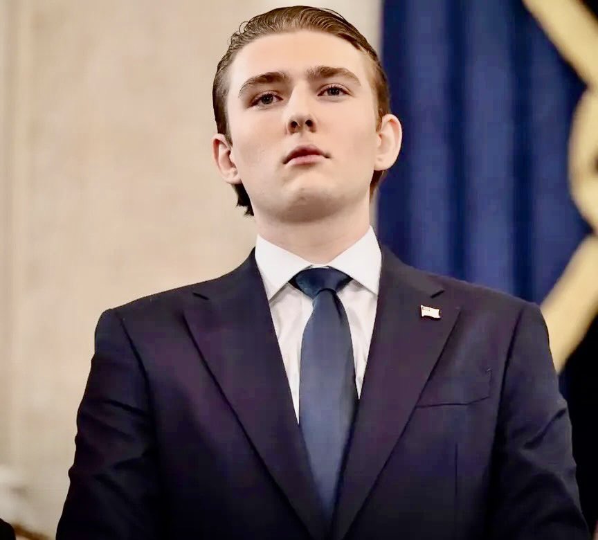 ᗰᗩƳᖇᗩ tweet media