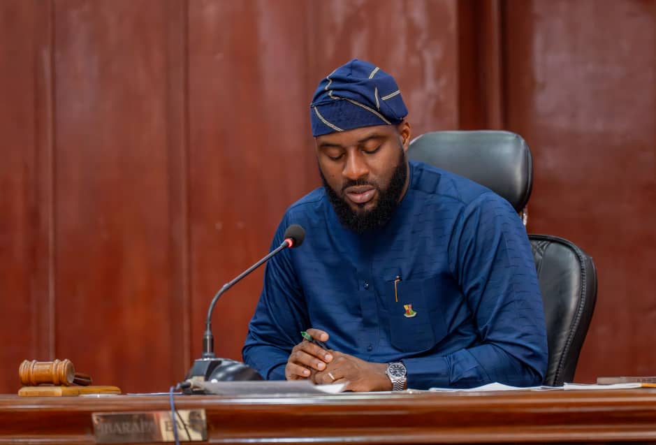 InsideOyo.com tweet media