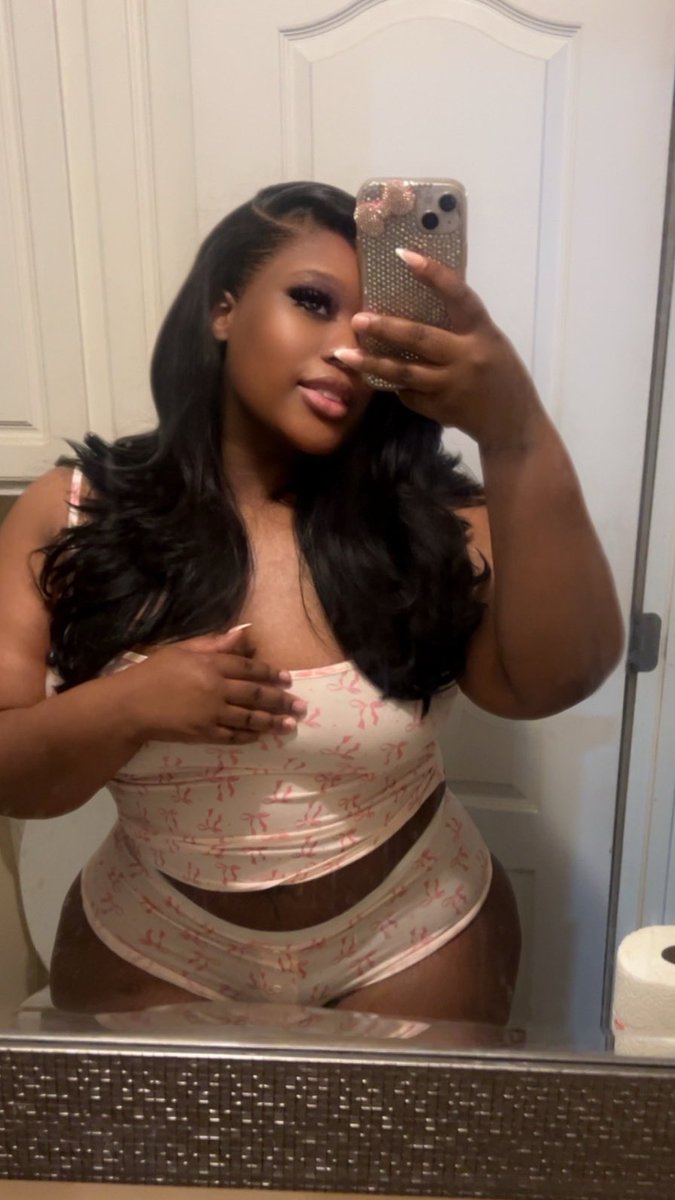 LaLa 💕 tweet media