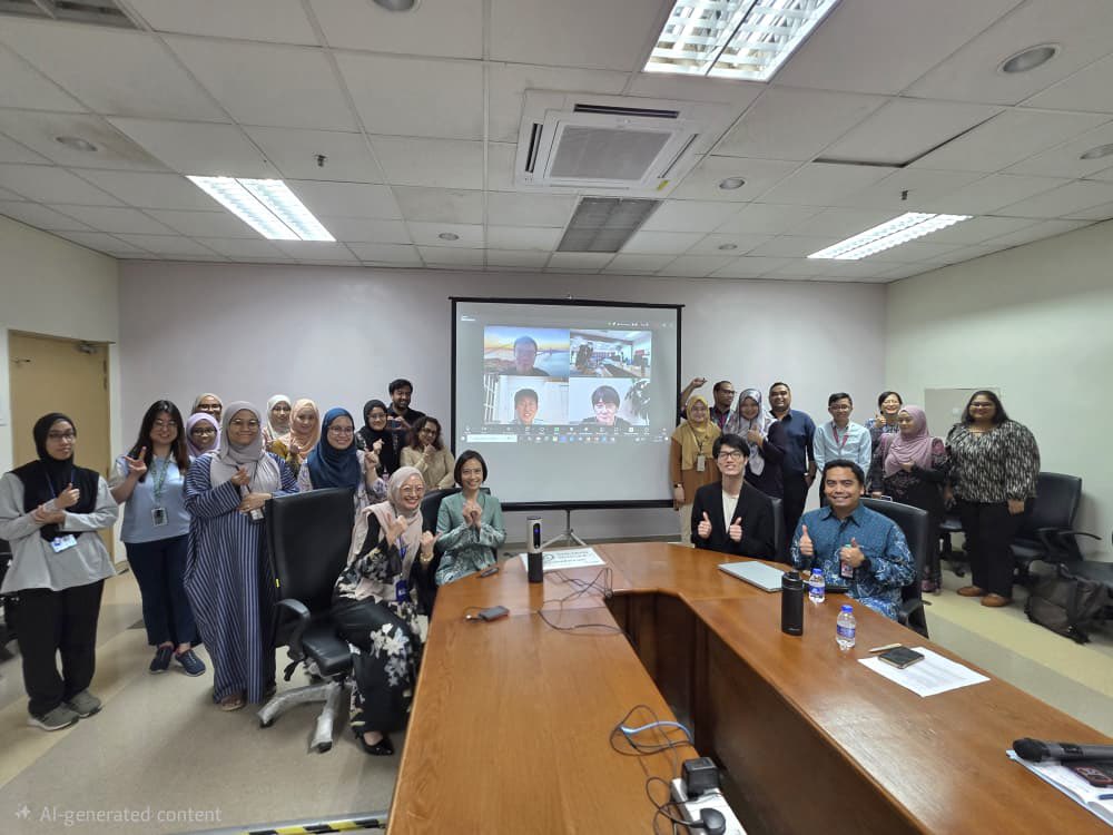 Professor Dr. Chan Lai Fong tweet media