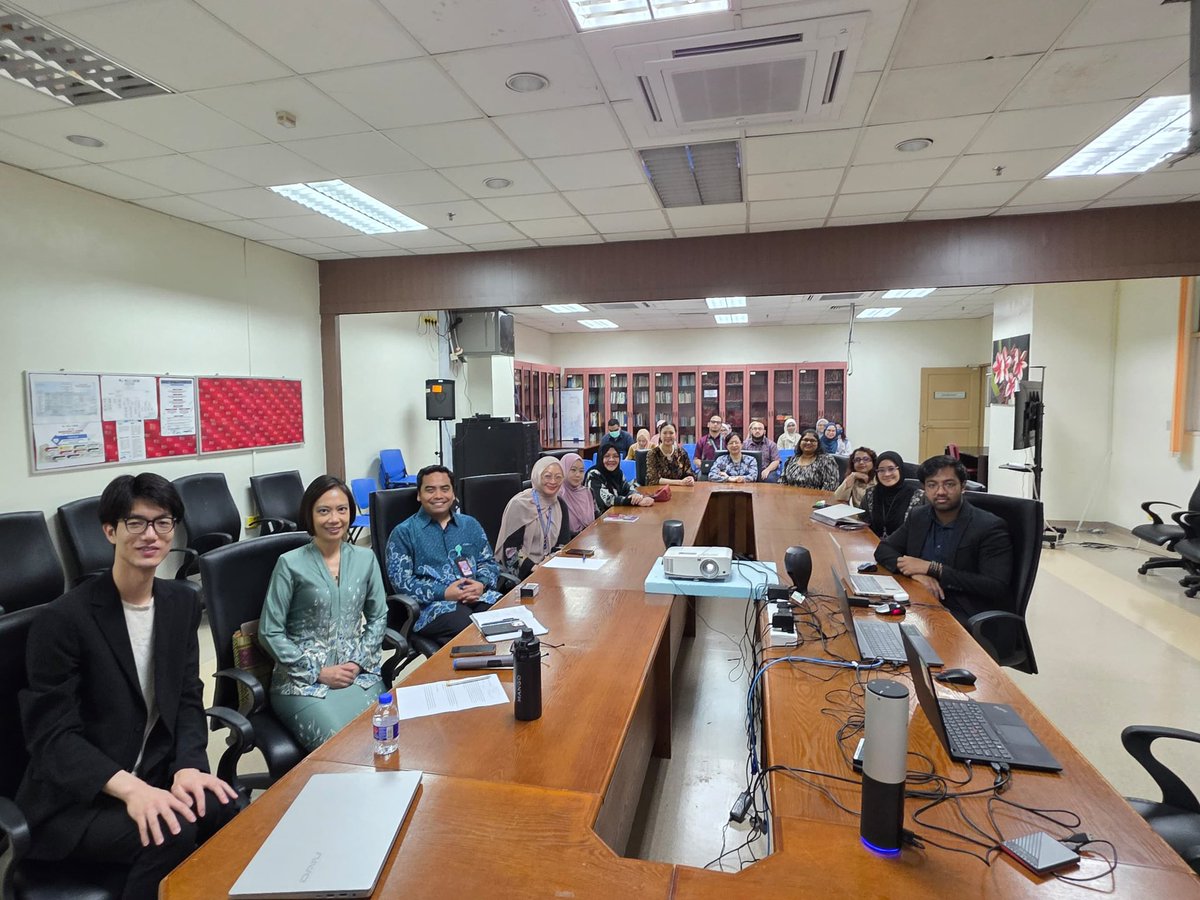 Professor Dr. Chan Lai Fong tweet media