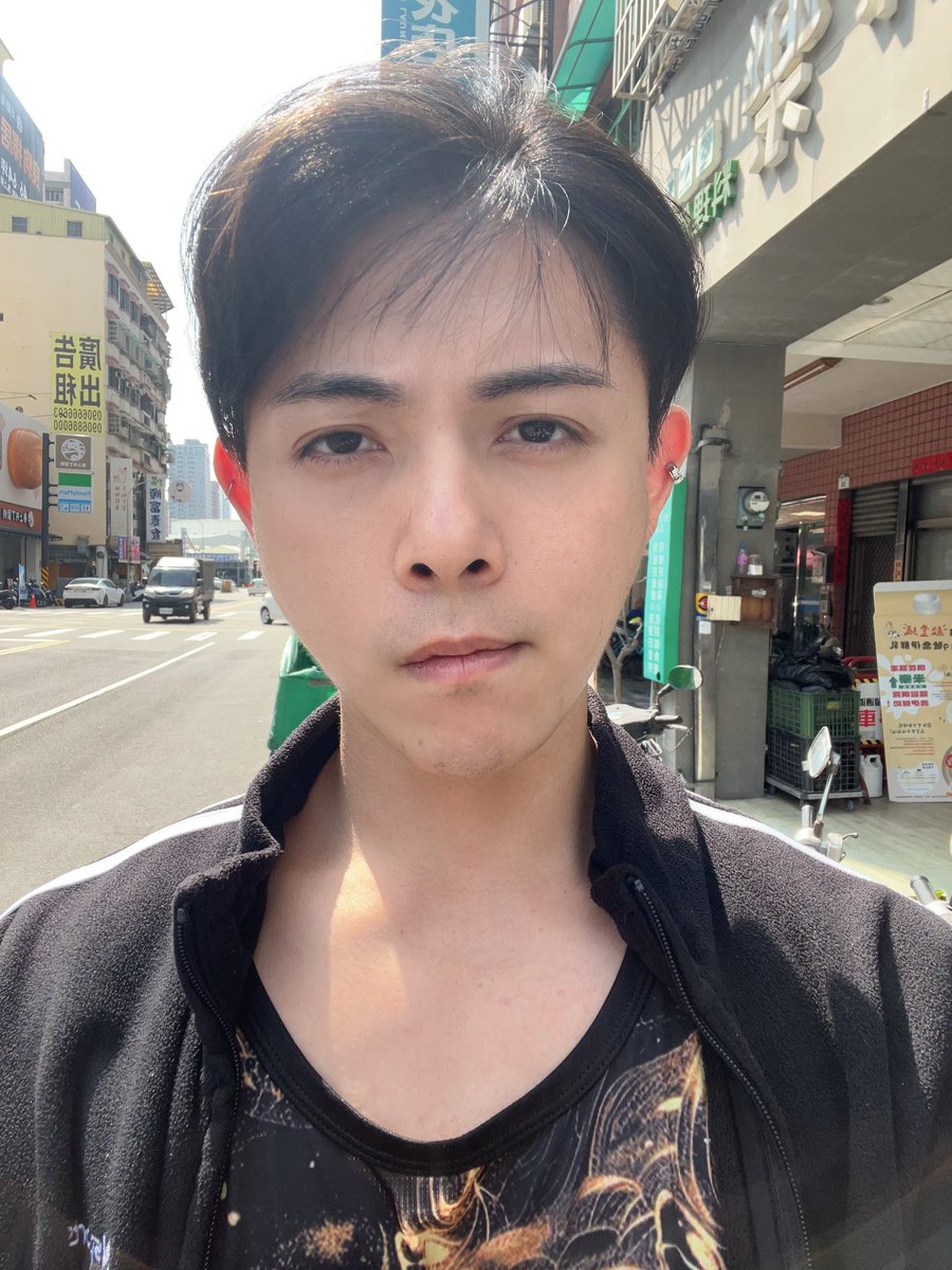 ⚡極白郎 ⚡少主 (Young Lord) Bisexual | Actor|斯文霸道 | 星際種子 tweet media