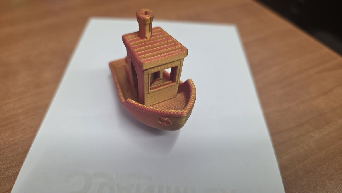 ChEfOo_Vn's tweet photo. A #bency made with #ProfessionalLAB #PLA Silk #Red-#Gold
It is a test for an upcoming Fire Horse project, because i needed to see how the colors flow

BambuLab P2S never disappoints! https://t.co/FXTxqB8qRv
