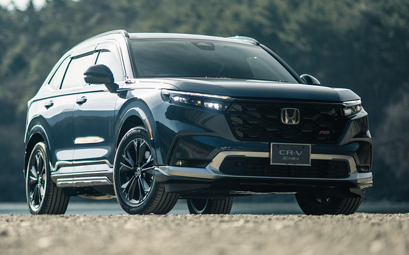 car_watch's tweet photo. ホンダアクセス、新型「CR-V」用純正アクセサリー 2つのスタイリングコーディネートを提案 https://t.co/QB6a9Lvzj3 #CRV #ホンダ https://t.co/QP6WojgSgr