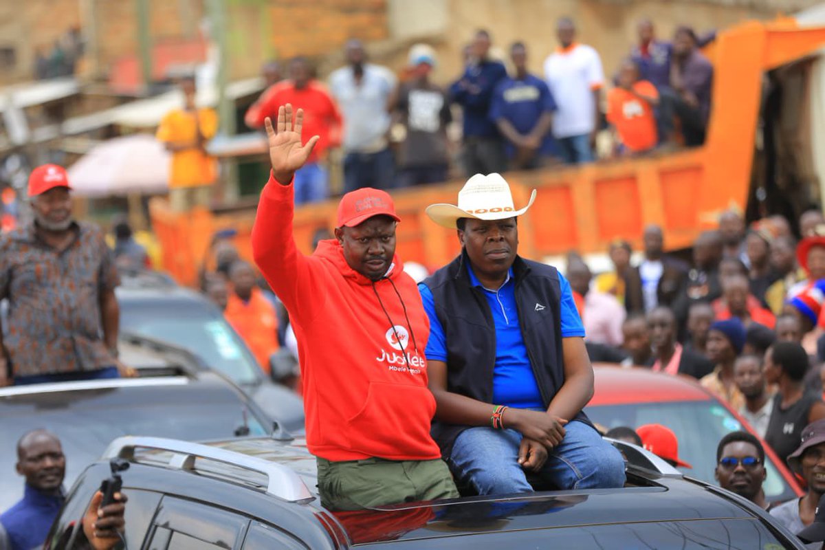 drondari's tweet photo. Judging by the mood on the ground from the just ended visit,the Gusii pple have 1 resolve. As the incoming governor KISII COUNTY, I have a clear plan to bring our county back on track.Together with brother @RealMatiangi and other opposition partners, Kenya will be a better place! https://t.co/KGXwzJfb7C