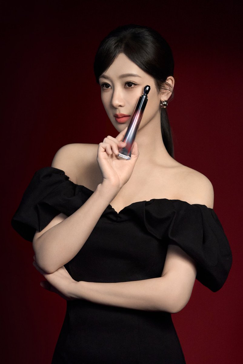 260226 | Yang Zi Studio weibo update

สตูมาแชร์ภาพนิ่งเบื้องหลังการถ่ายโฆษณาของ #MARUBI ค่ะ

จื่อสวยมากก😍💕💜

#หยางจื่อ #YangZi #杨紫