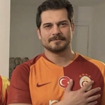 lumoos__'s tweet photo. #NewProfilePic Napim eleman çok yakışıklı https://t.co/yCwPE1dlFK