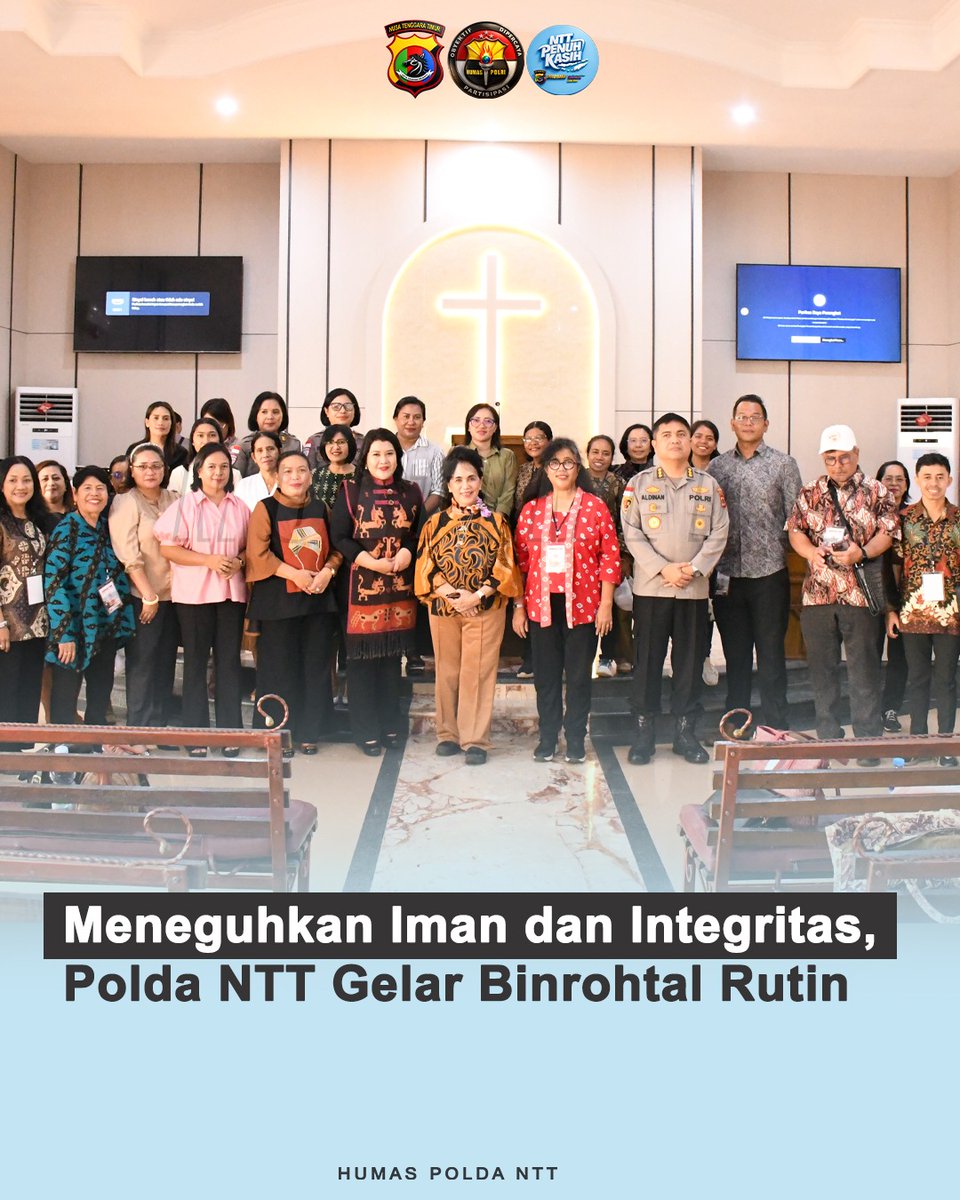 humas_polda_ntt's tweet photo. Sobat Humas Polri
.
.
.
Dalam rangka pembinaan rohani dan mental personel, Polda Nusa Tenggara Timur melaksanakan Ibadah Bina Rohani dan Mental (Binrohtal) di Gereja Oikumene Polda NTT.
#Binrohtal
#IbadahOikumene
#PoldaNTT
#PembinaanRohani
#PolriBeriman
#PolriHumanis https://t.co/vaiT4q50wr
