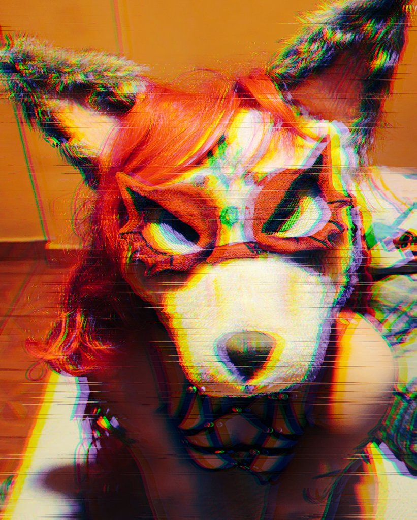 XoloCoyot's tweet photo. Ya volvi al gym y se nota 🥴
#FursuitEveryday #mursuit #furryfandom #furry #fursuiting 
♥︎ @RoseauSun ♥︎ https://t.co/P0xPBI36GI