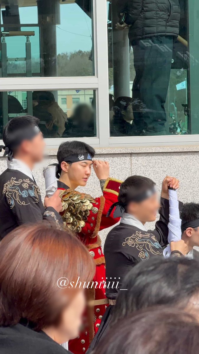 26.02.26 #HOSHI #호시
친구가 오늘 호시 봤음 ㅜㅜ 옷도 혼자만 다르대
나두 보고 싶다 수녕아