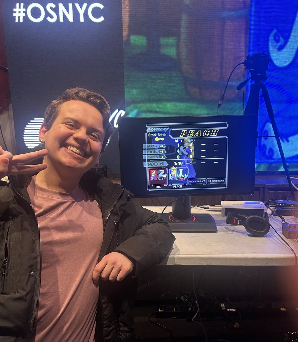 I WON STOCK EXCHANGE TONIGHT BEATING INCREDIBLE PLAYERS!!!

I HAVENT WON A TOURNAMENT IN 3 YEARS

I started this game at 14 and I can win tournaments at 28 still!!!! I feel amazing!! 🥰🥹🌱

What a rush, ggs to my lovely opponents