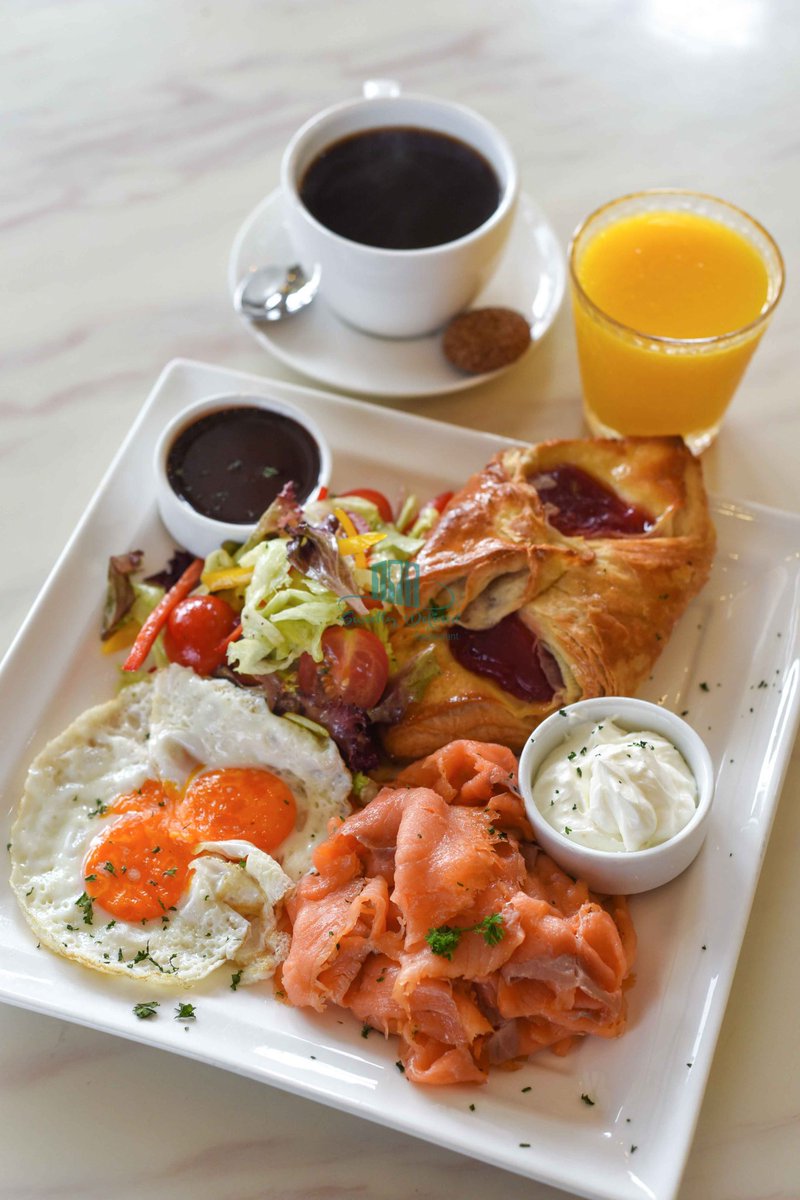 defined_sweetly's tweet photo. 20+ Breakfast Options
You have options. Don’t let yourself be boxed in  on breakfast ideas when we have 20+ options for you. Yes fam! We’ve got you like that. Breakfast is served till 11am. 

Our delivery fees start from as low as 2,000/- for areas within a 10KM radius. 

#food https://t.co/hzsFupjRVo