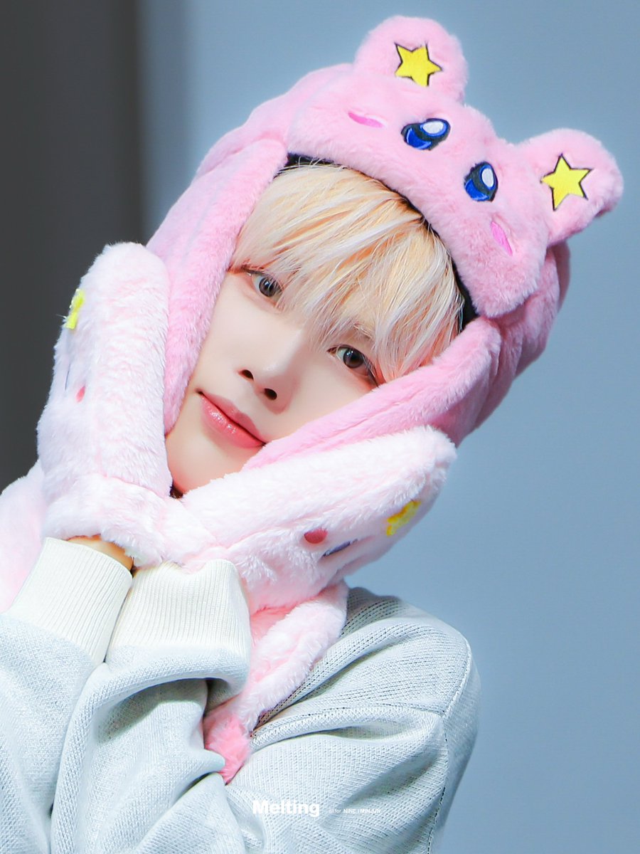 0226MINJUN's tweet photo. ︎𝗛𝗔𝗣𝗣𝗬 𝗠𝗜𝗡𝗝𝗨𝗡 𝗗𝗔𝗬︎ 🤍

#냥냥쭈니의생일_추키팡키냥
#NINEi #나인아이 #ナインアイ
#MINJUN #민준 #ミンジュン
#마음을여는하나의열쇠 https://t.co/PXsXJVGsc1