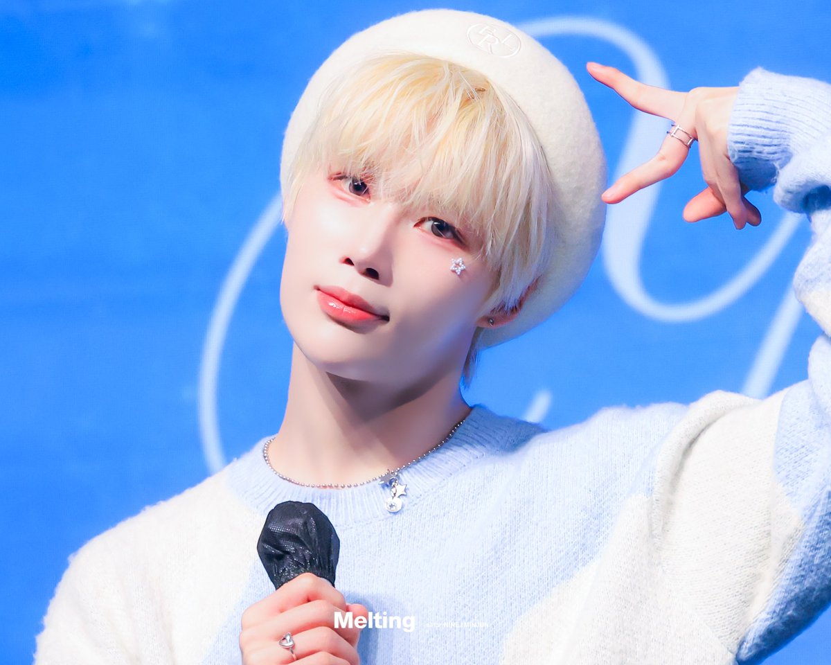 0226MINJUN's tweet photo. ︎𝗛𝗔𝗣𝗣𝗬 𝗠𝗜𝗡𝗝𝗨𝗡 𝗗𝗔𝗬︎ 🤍

#냥냥쭈니의생일_추키팡키냥
#NINEi #나인아이 #ナインアイ
#MINJUN #민준 #ミンジュン
#마음을여는하나의열쇠 https://t.co/fFfVEpDTrT