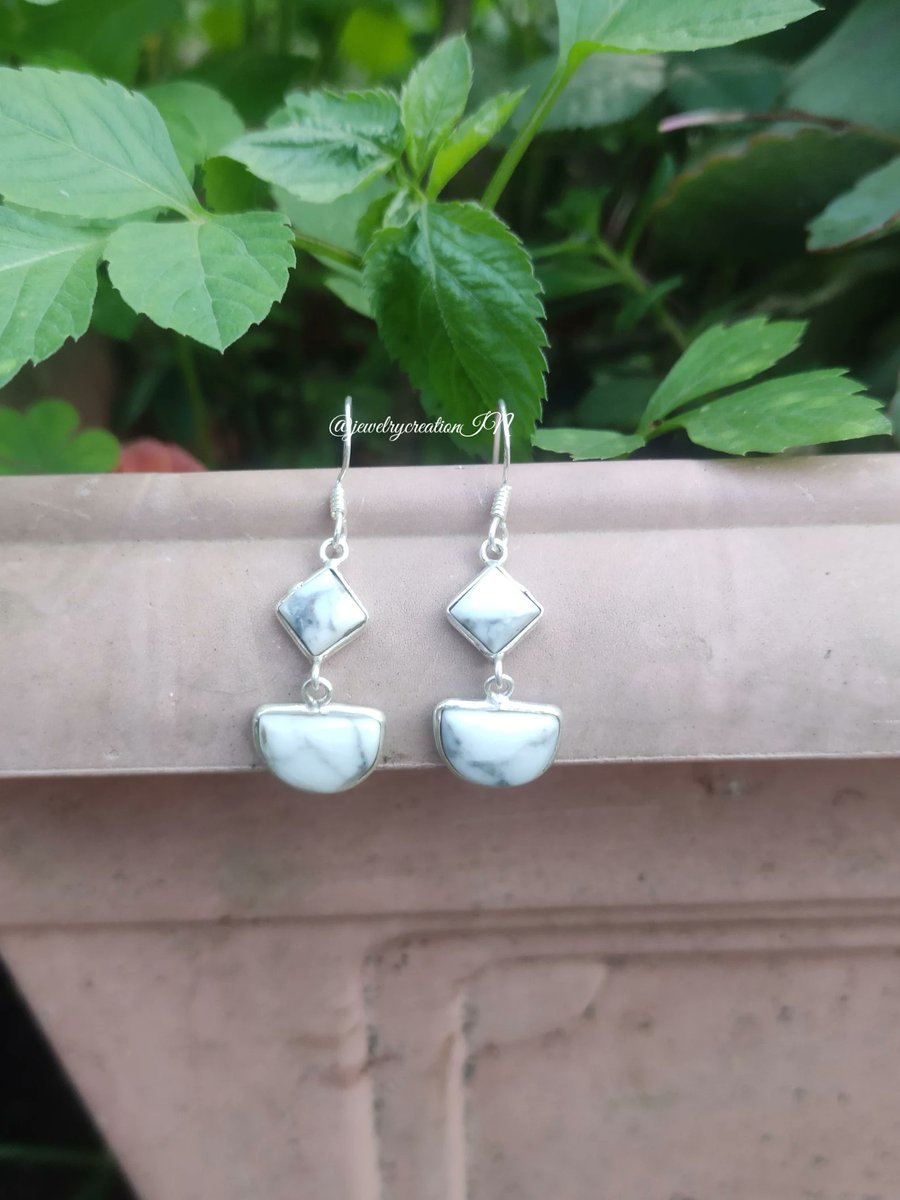 jewelrycreatio1's tweet image. White Howlite Earrings,925 Sterling Silver,Dainty Earrings,Long Earring,Handmade Earring,White Buffalo Eariing,Gypsy Earrings,Gift For Girls
etsy.com/in-en/listing/…
#Dangleearrings #Handmadeearrings #Healingearrings #Gemstoneearrings #Marblestoneearrings #Howlitejewelry